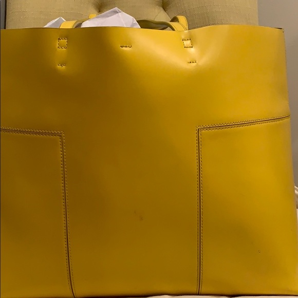 🌟Yellow Tory Burch Block T Tote bag🌟 - Picture 2 of 8